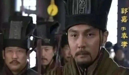 孙策攻打许都令曹操“闻之色变”，郭嘉为何却不着急？_历史知识网